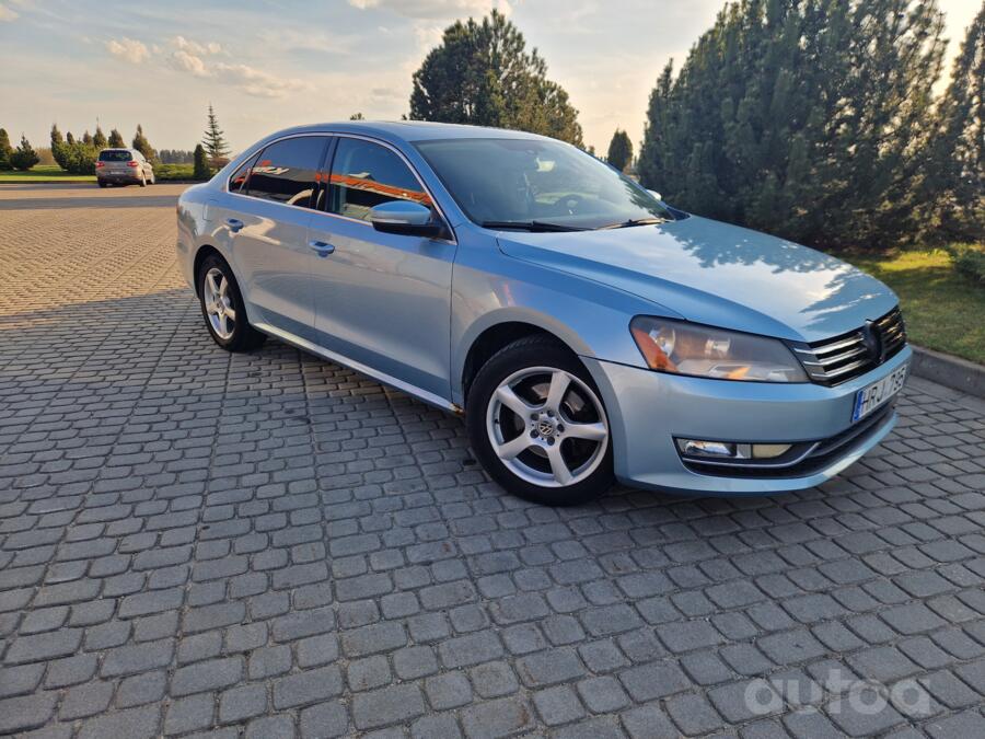 Volkswagen Passat (North America) 1 generation Sedan