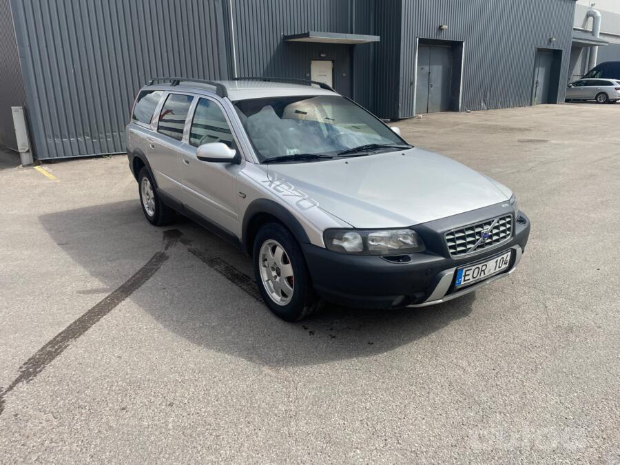 Volvo XC70 2 generation wagon