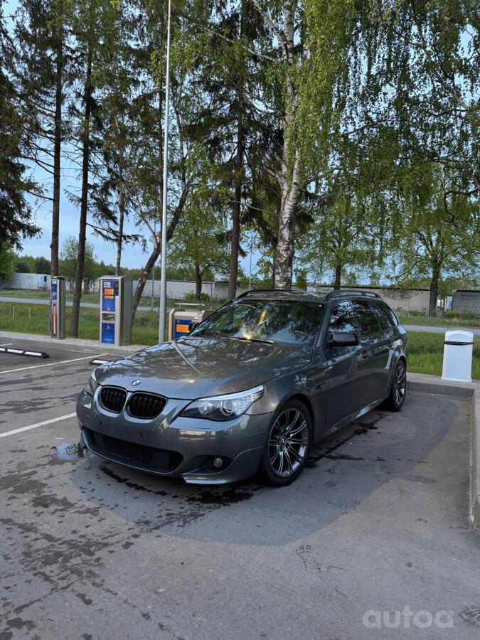 BMW 5 Series E60/E61 Touring wagon