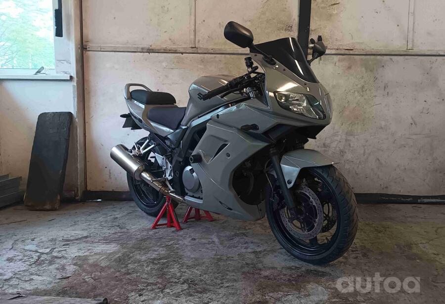 Suzuki SV