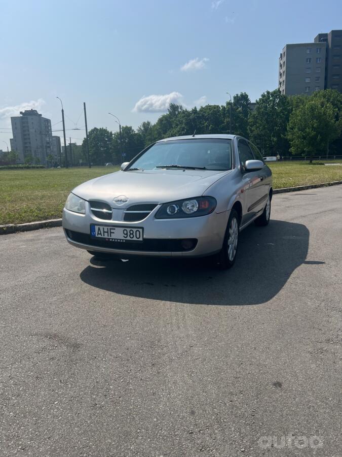 Nissan Almera N16 Hatchback 3-doors