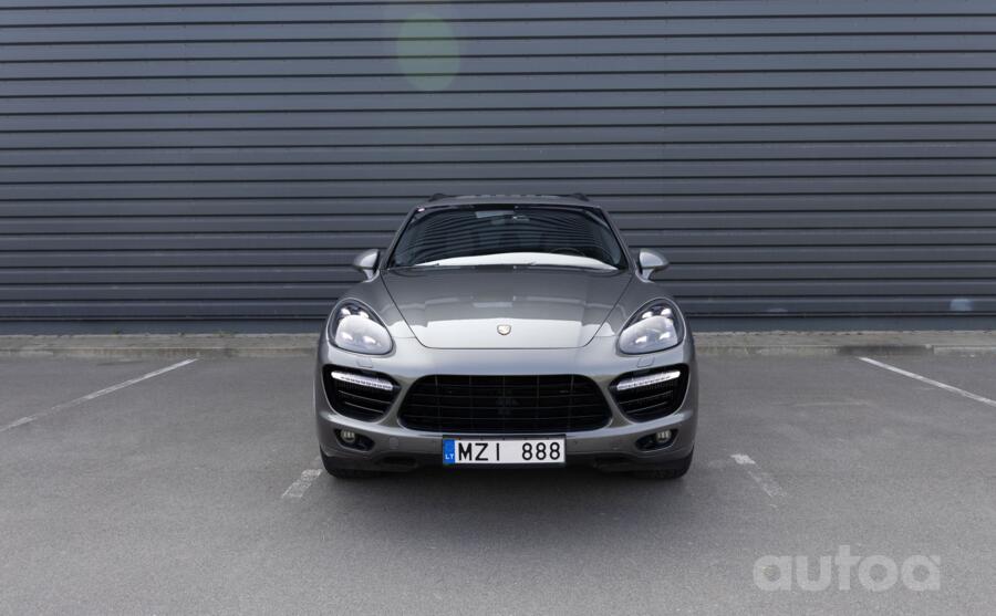 Porsche Cayenne 958 Crossover