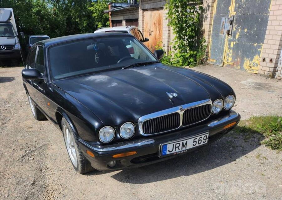 Jaguar XJ X308 [restyling] Sedan 4-doors