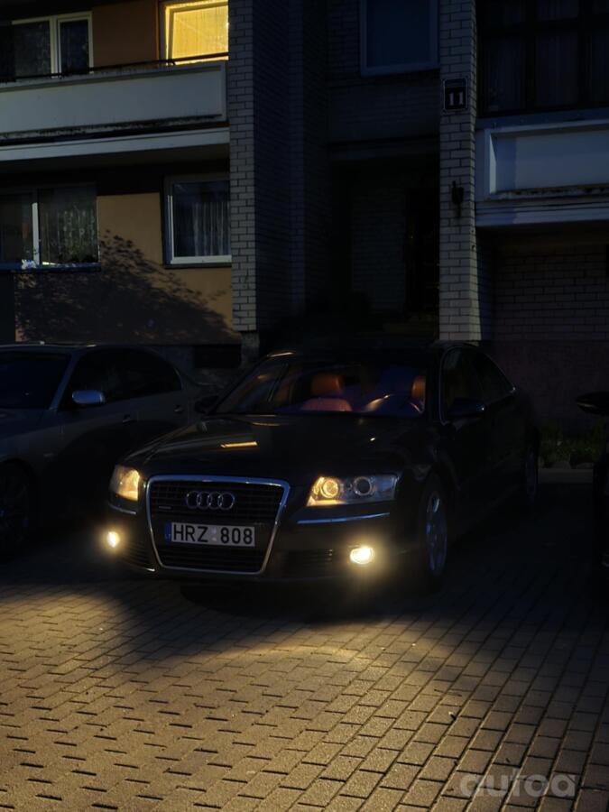 Audi A8 D3/4E Sedan