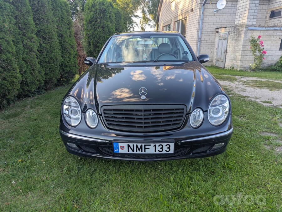 Mercedes-Benz E-Class W211 Sedan
