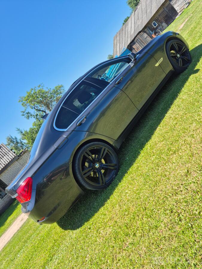 BMW 7 Series F01/F02 Sedan