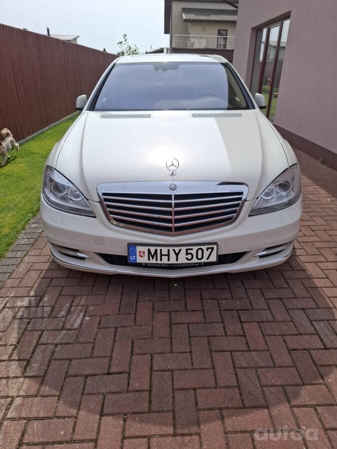Mercedes-Benz S-Class W221 Sedan Long