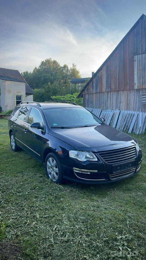 Volkswagen Passat B6 wagon 5-doors
