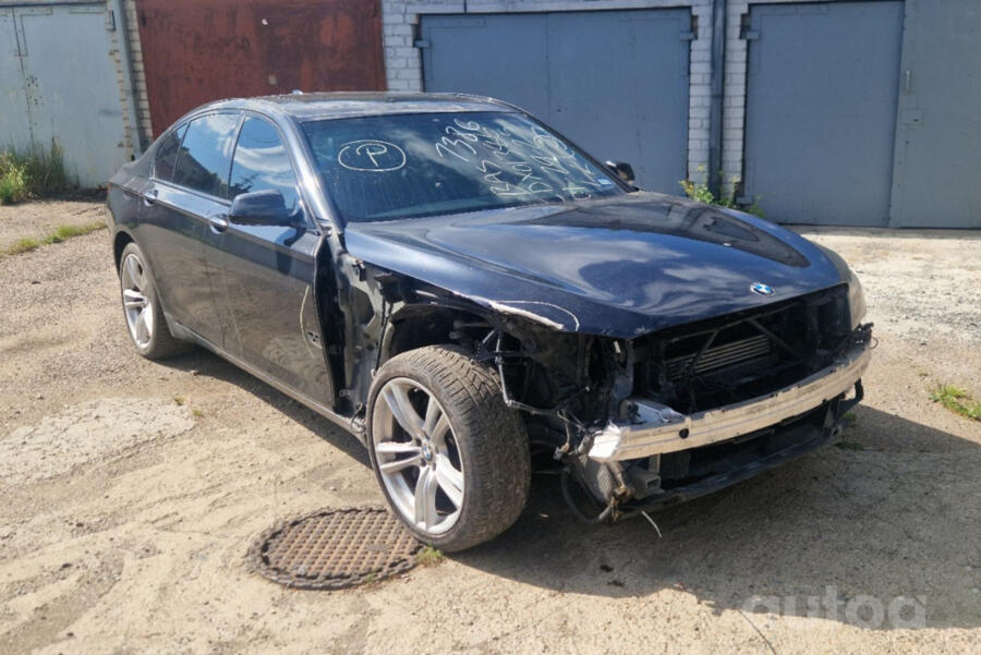 BMW 7 Series F01/F02 [restyling] Sedan
