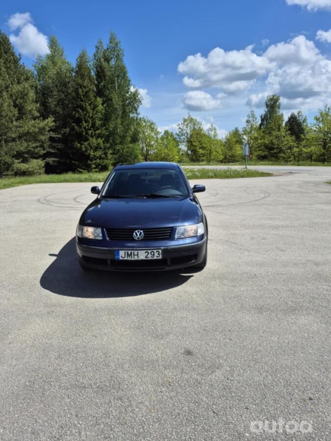 Volkswagen Passat B5 Sedan 4-doors