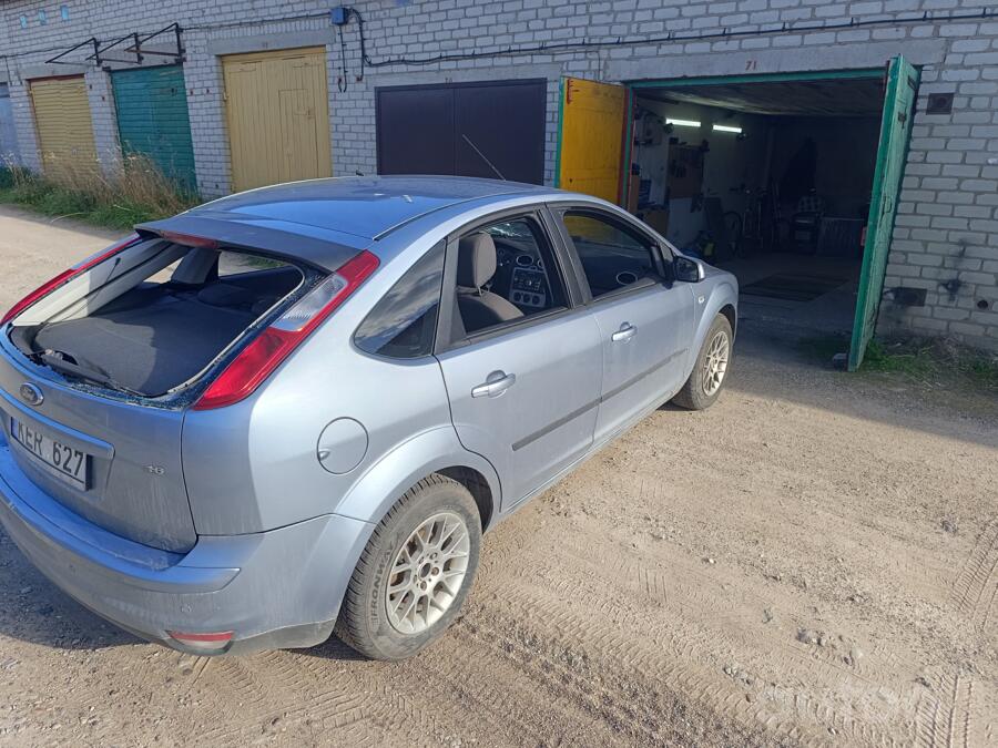 Ford Focus 2 generation Hatchback 5-doors