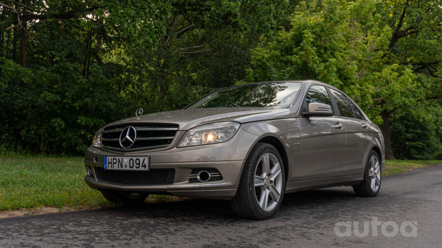 Mercedes-Benz C-Class W204/S204 Sedan 4-doors