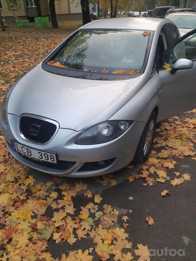 SEAT Leon 2 generation Hatchback 5-doors