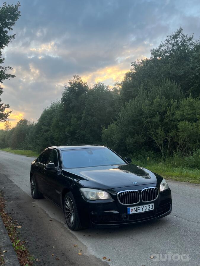 BMW 7 Series F01/F02 Sedan