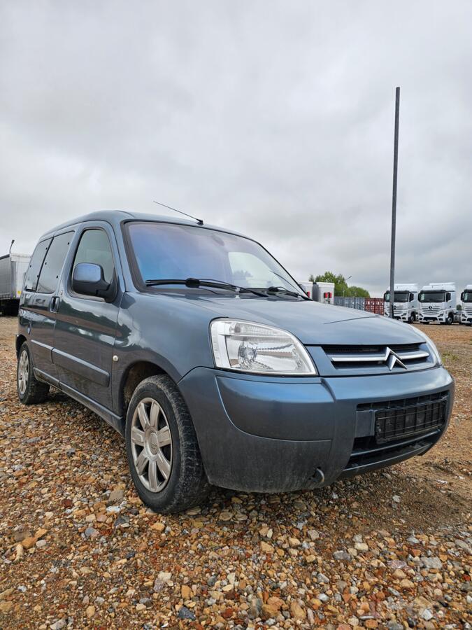 Citroen Berlingo 2 generation Minivan