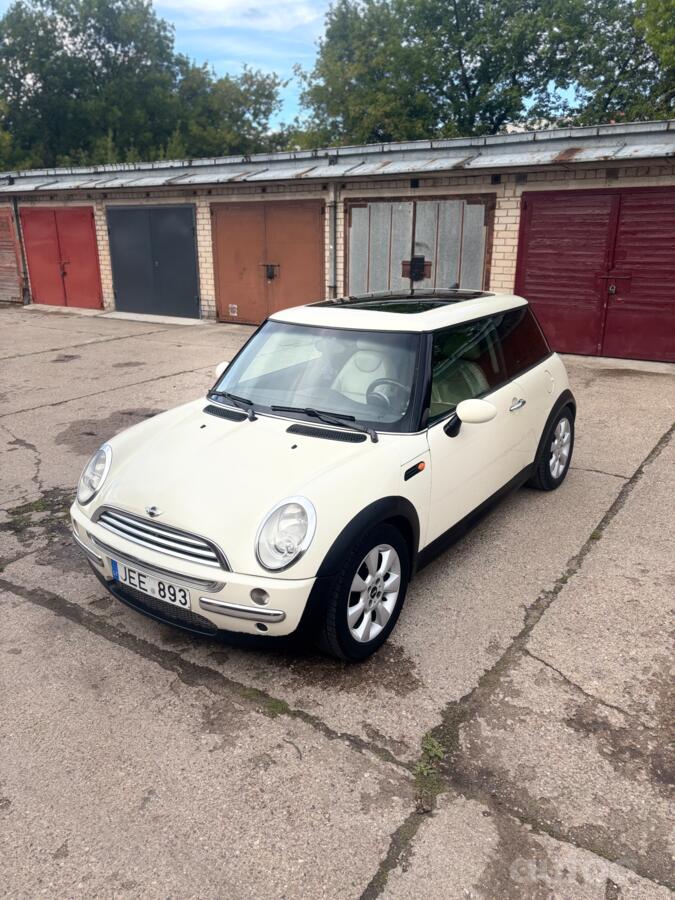 Mini One R50 Hatchback