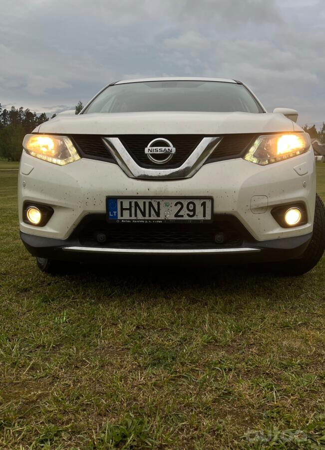 Nissan X-Trail T32 Crossover