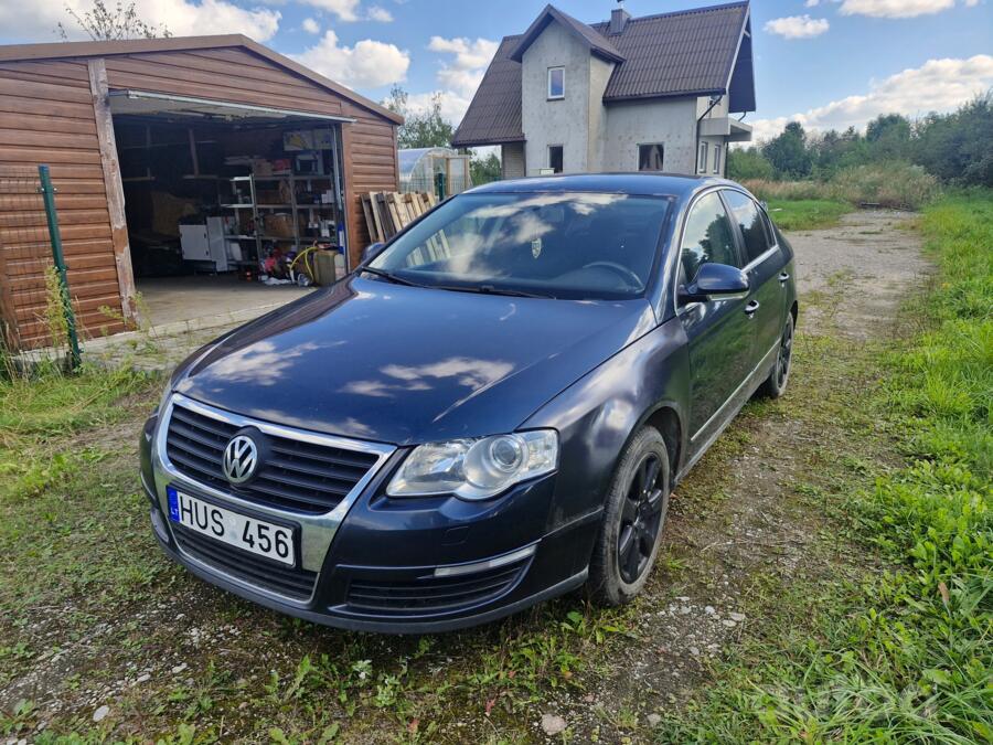 Volkswagen Passat B6 Sedan 4-doors