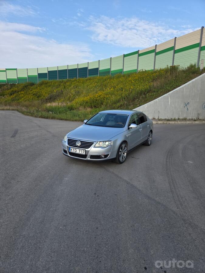 Volkswagen Passat B6 Sedan 4-doors