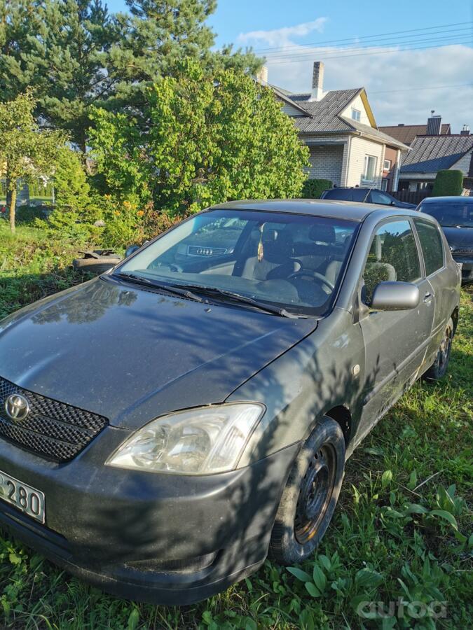 Toyota Corolla E120 Hatchback 3-doors