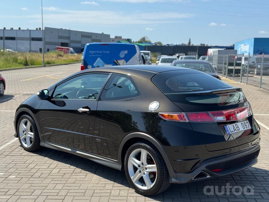 Honda Civic 8 generation Type-S hatchback 3-doors