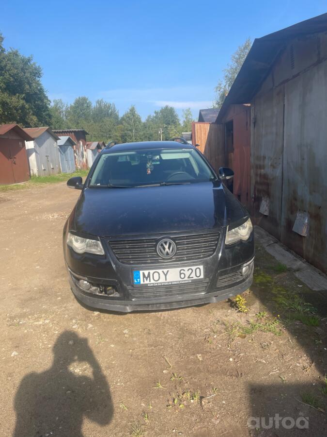 Volkswagen Passat B6 wagon 5-doors