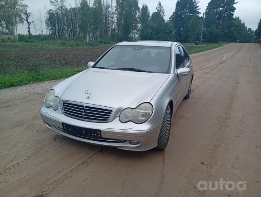 Mercedes-Benz C-Class W203/S203/CL203 Sedan