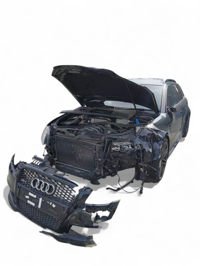 Audi RS 4 B7 Avant wagon 5-doors