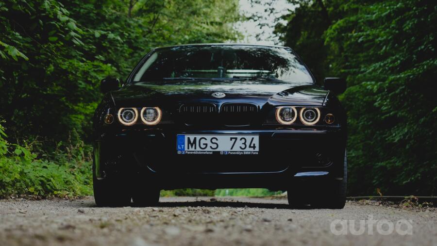 BMW 5 Series E39 Sedan 4-doors