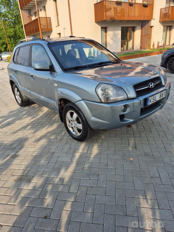Hyundai Tucson 1 generation Crossover