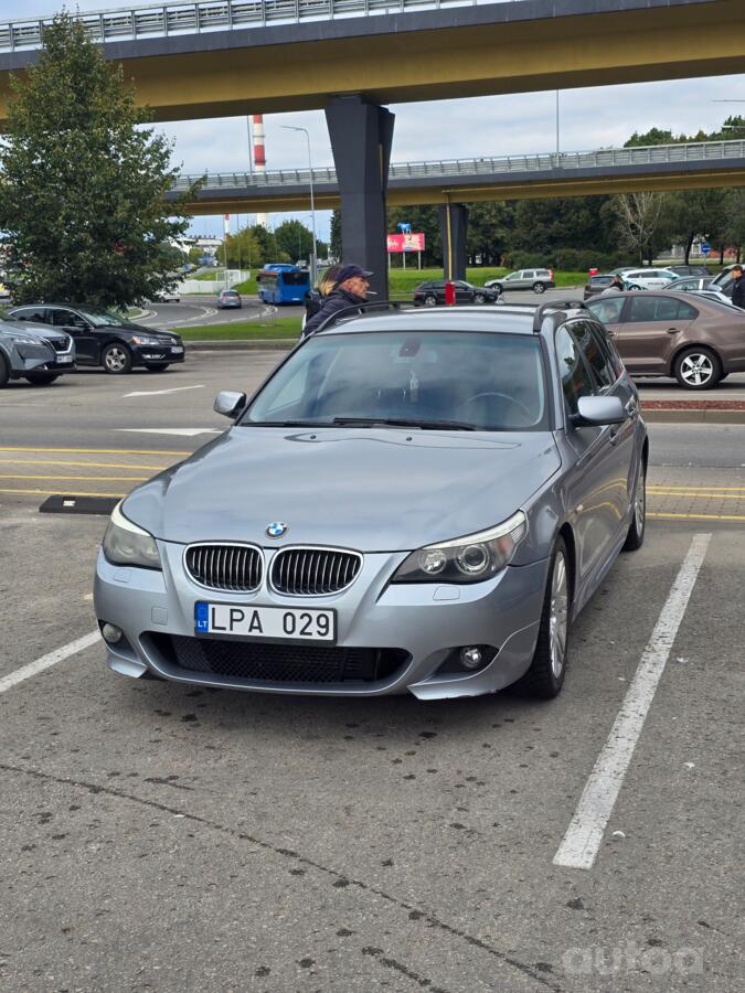 BMW 5 Series E60/E61 Touring wagon