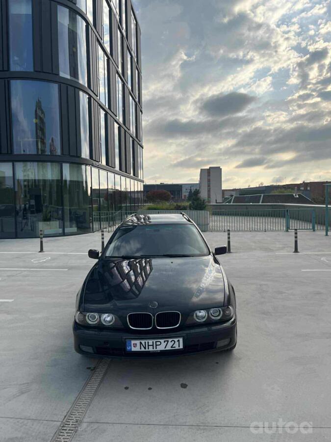 BMW 5 Series E39 Touring wagon