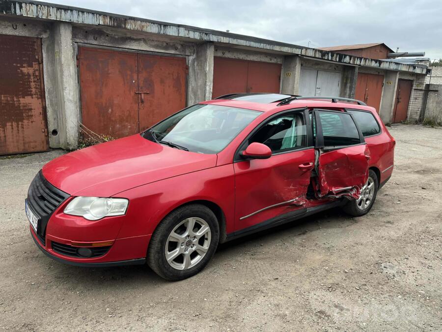 Volkswagen Passat B6 wagon 5-doors