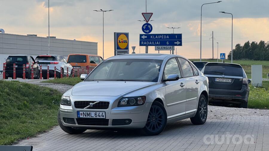 Volvo S40 2 generation Sedan