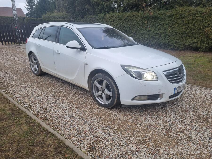 Opel Insignia A Sports Tourer wagon 5-doors