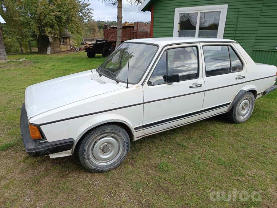 Volkswagen Jetta 1 generation Sedan 4-doors