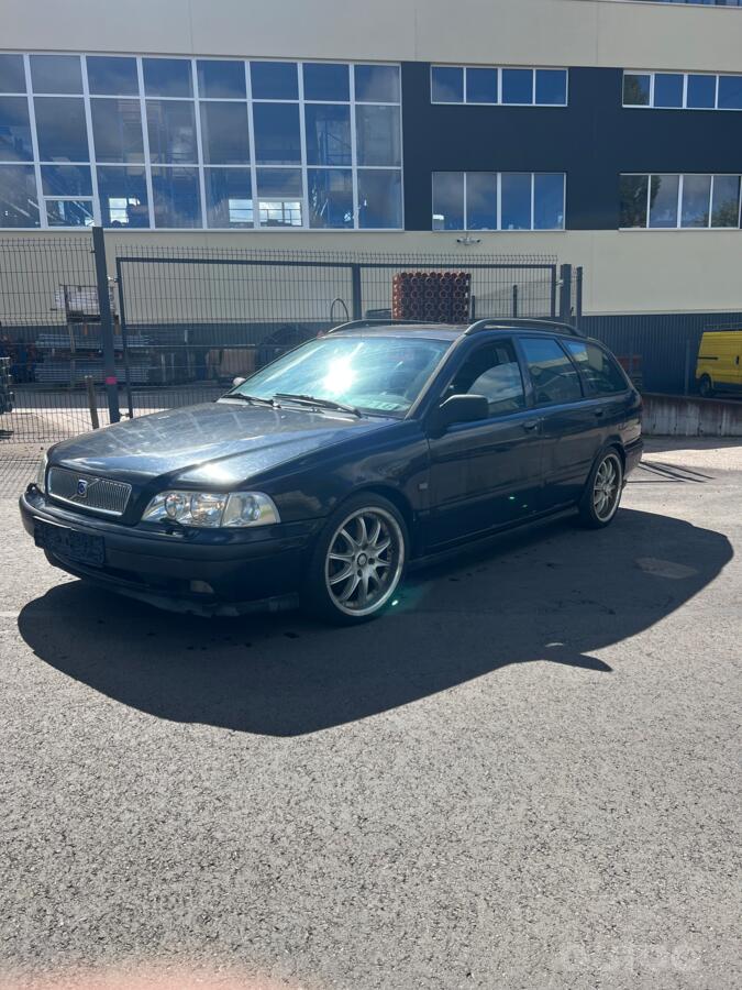 Volvo V40 1 generation wagon