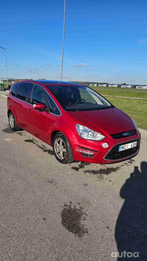 Ford S-Max