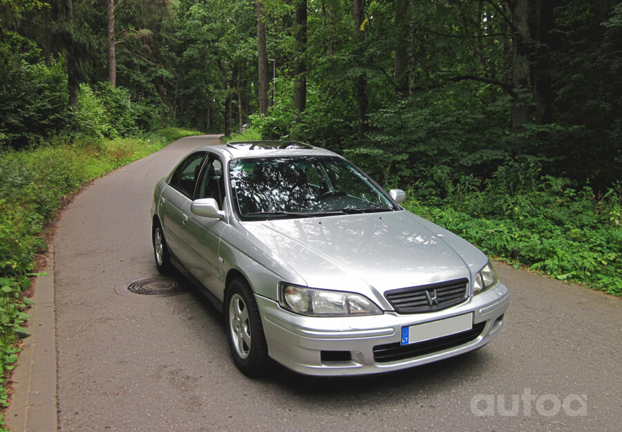 Honda Accord 6 generation Sedan