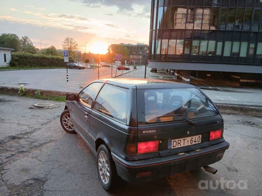 Mitsubishi Colt 3 generation