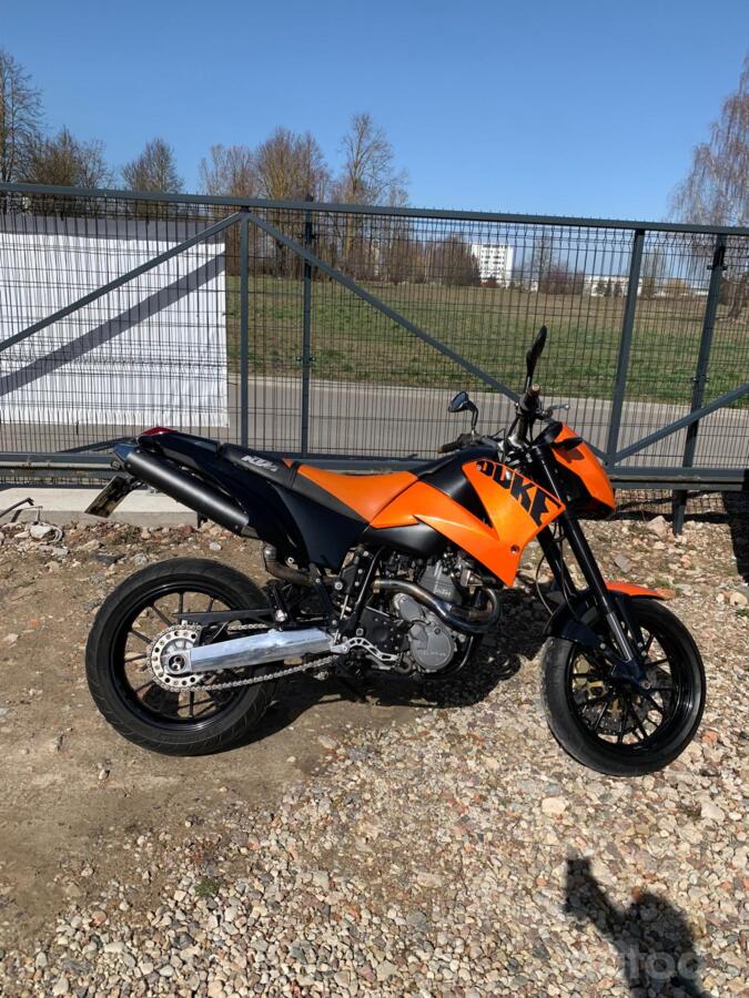 KTM Duke