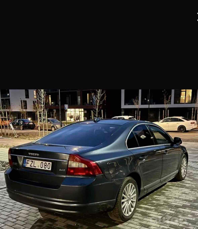 Volvo S80