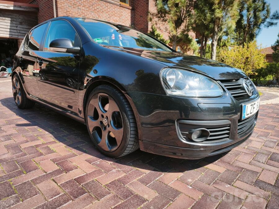 Volkswagen Golf 5 generation Hatchback 5-doors