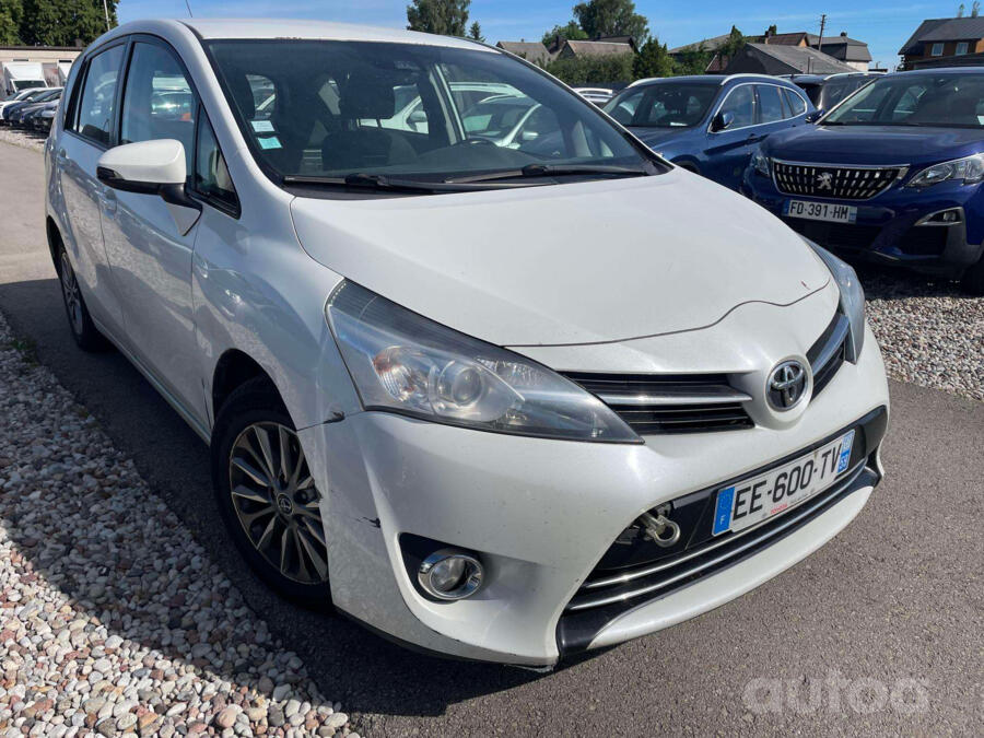 Toyota Verso 3rd generation (Facelift)