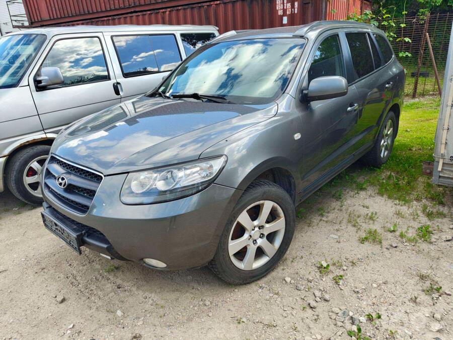 Hyundai Santa Fe CM Crossover