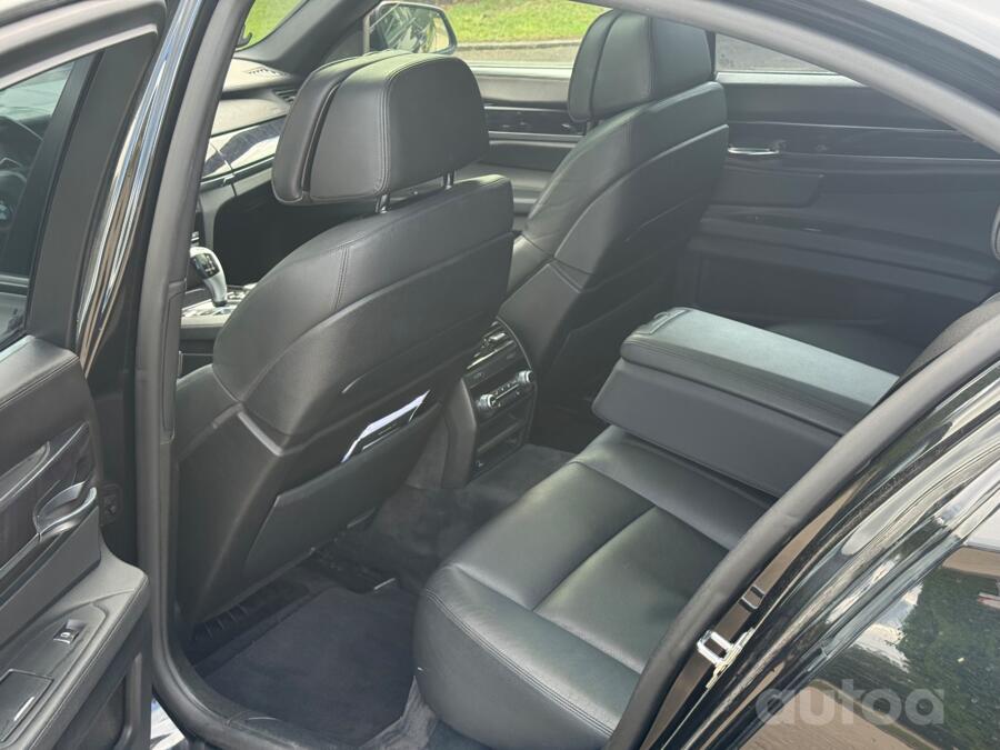 BMW 7 Series F01/F02 Sedan