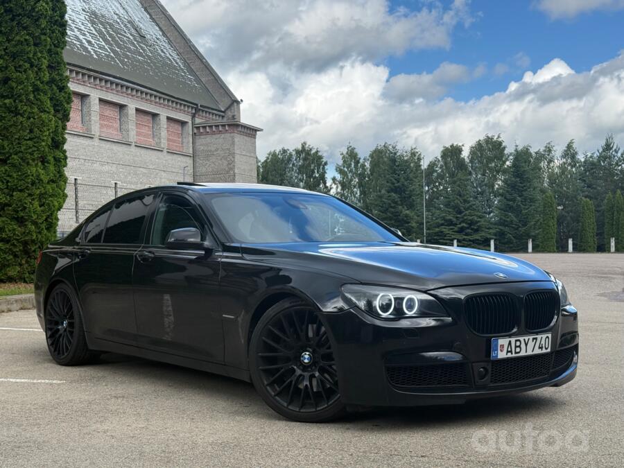 BMW 7 Series F01/F02 Sedan