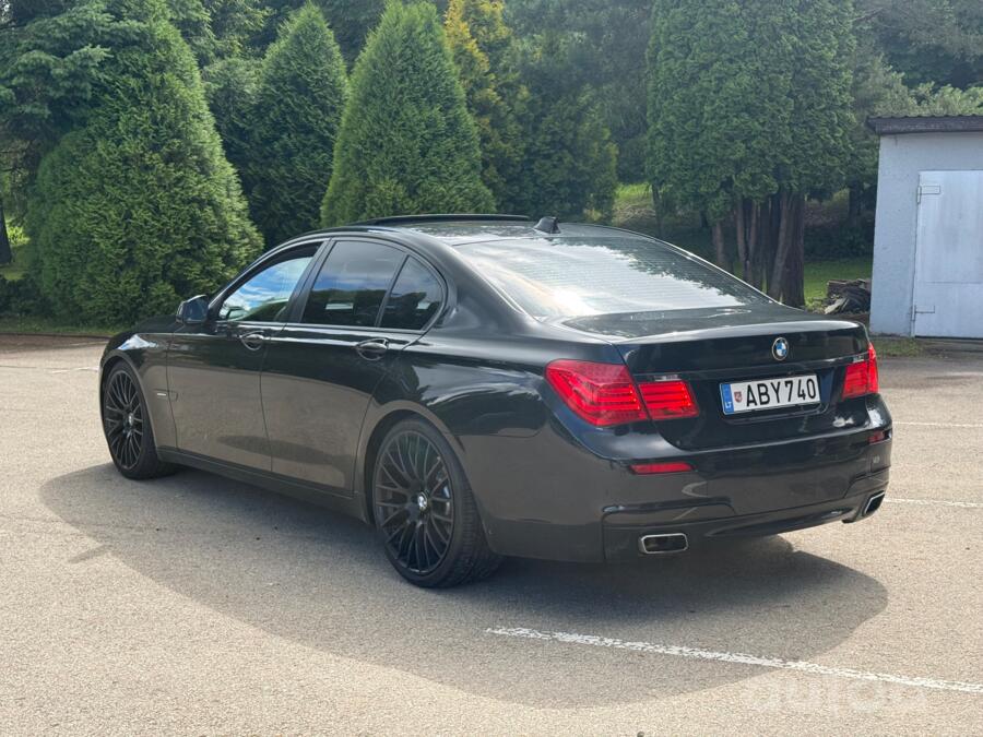 BMW 7 Series F01/F02 Sedan