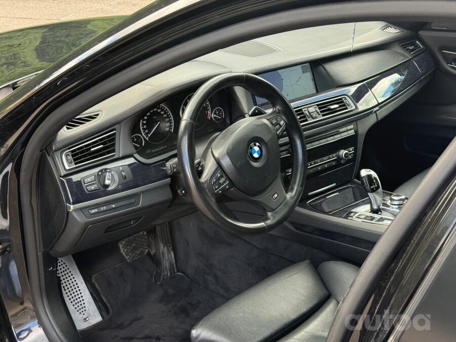 BMW 7 Series F01/F02 Sedan