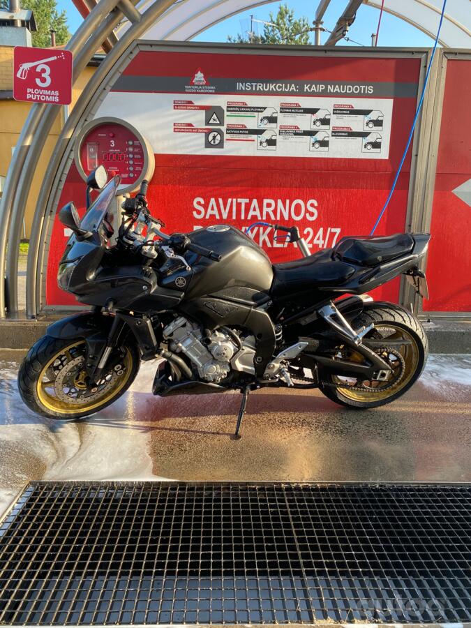 Yamaha FZ